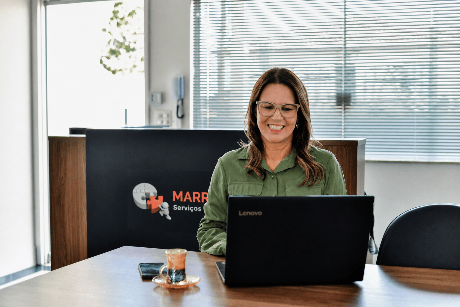 Roberta Marretti Lupo na sede da Marretti Serviços Contábeis